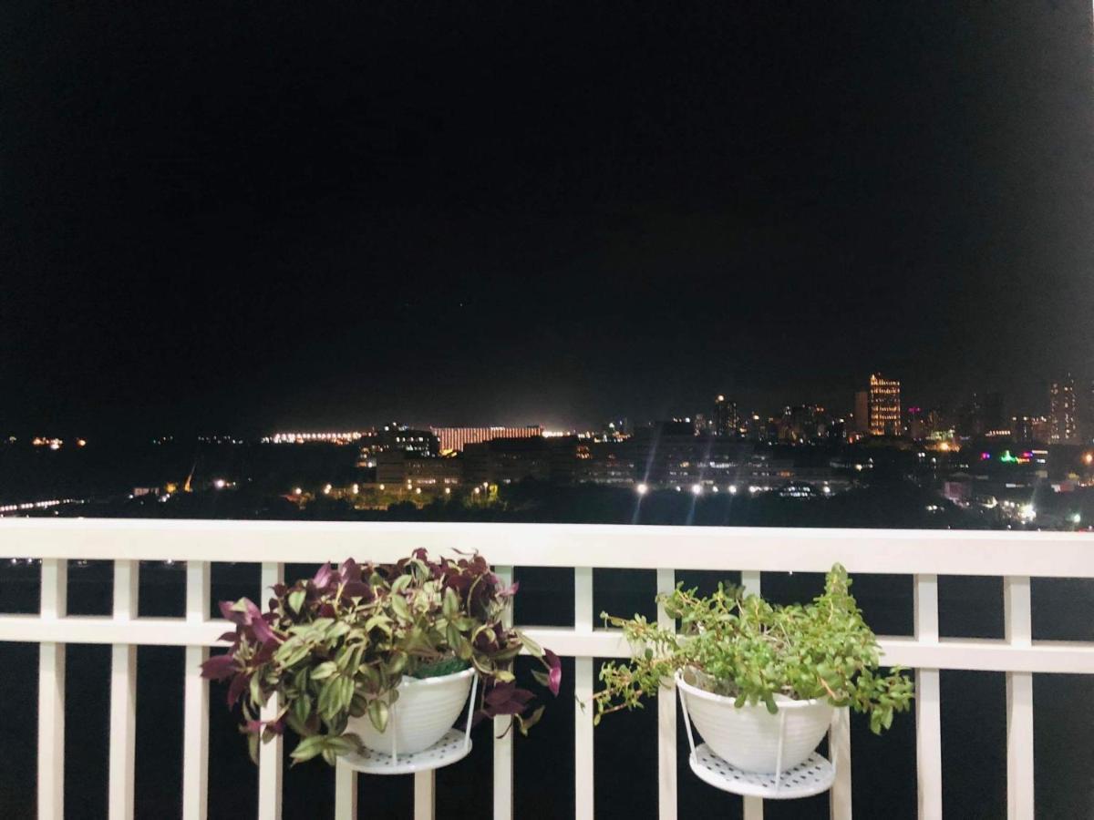 Ebony'S Place At Shore Residences Manila Exteriér fotografie